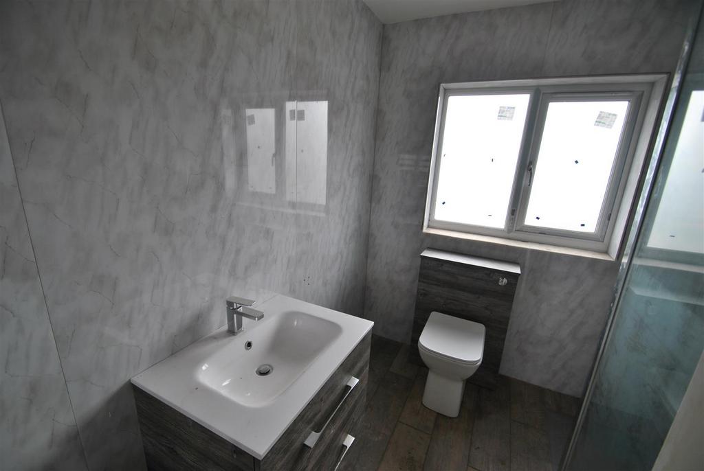 Shower room (bungalow)