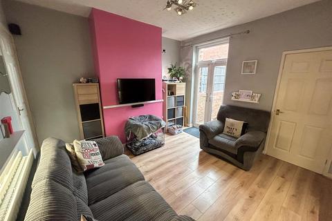 35 Bower Lane, Quarry Bank, Brierley Hill, DY5 2DP