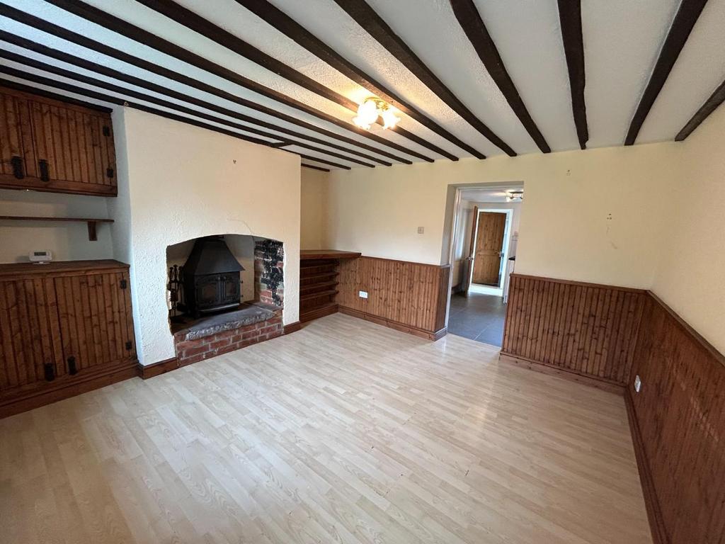 Halmore, Berkeley 2 bed terraced house for sale £325,000