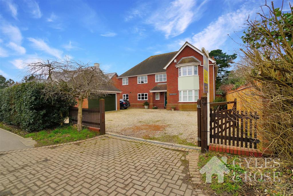 LayerDeLaHaye 5 bed detached house for sale £850,000