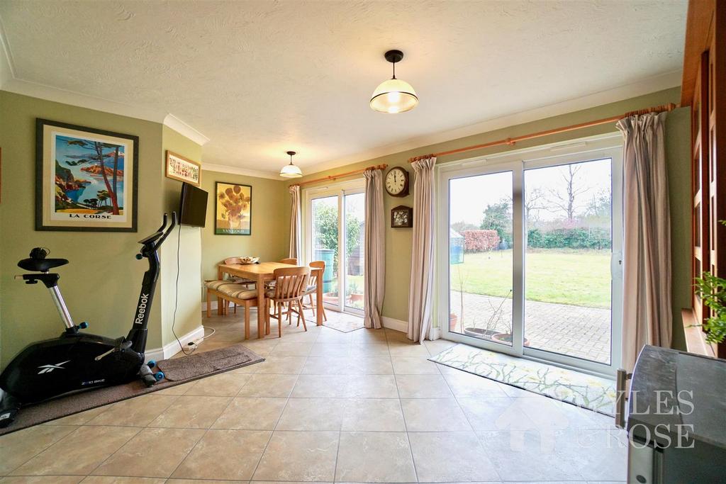 Breakfast Room