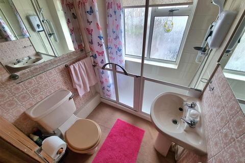 44 Charingworth Road, Solihull, B92 8HZ