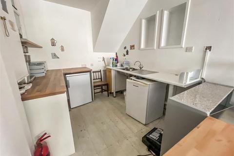 1 bedroom house for sale, Penryn