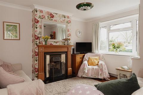 5 bedroom semi-detached house for sale - Brambletye Park Road, Redhill