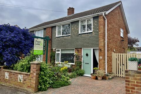 3 bedroom semi-detached house for sale, Acacia Grove, St Neots PE19