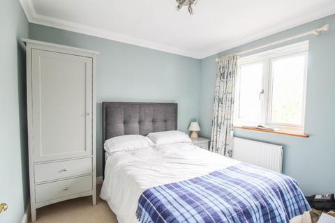 9 The Hectare, Great Shelford, Cambridge, CB22 5UT