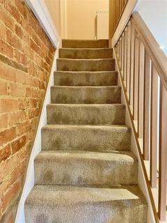 2 Chart Lane, Brasted, Westerham, TN16 1LN
