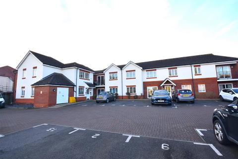 Flat 4, Aspen Green, 543 Ashingdon Road, Rochford, SS4 3HX