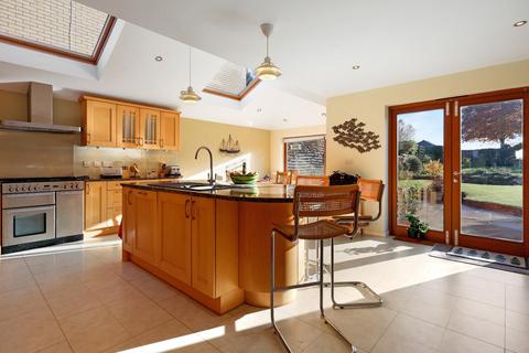 150 Hinton Way, Great Shelford, Cambridge, CB22 5AL