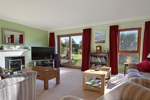 150 Hinton Way, Great Shelford, Cambridge, CB22 5AL