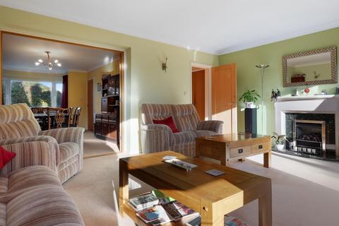 150 Hinton Way, Great Shelford, Cambridge, CB22 5AL
