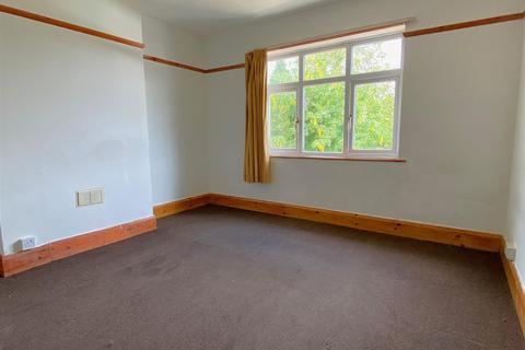 61 Jeremy Road, Wolverhampton, WV4 5DB