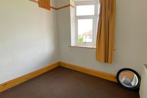 61 Jeremy Road, Wolverhampton, WV4 5DB
