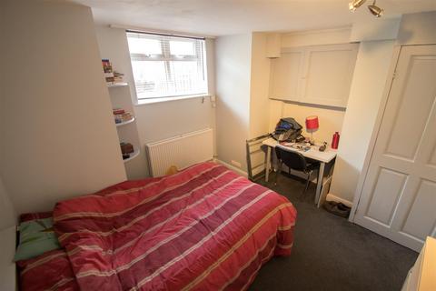 1 bedroom in a house share to rent, Trelawn Terrace (Room 2), Headingley, Leeds, LS6 3JQ