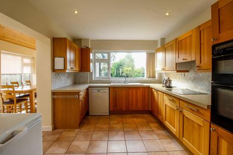 18 High Street, Hauxton, Cambridge, CB22 5HW