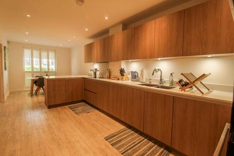 138 Hobson Avenue, Trumpington, Cambridge, CB2 9BE