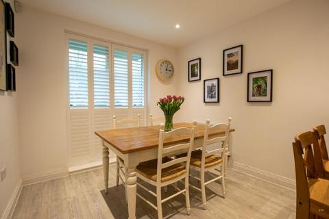 138 Hobson Avenue, Trumpington, Cambridge, CB2 9BE