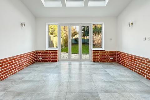 1 Coniston Road, Cambridge, CB1 7BZ