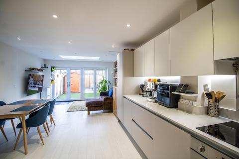 3 Coldhams Place, Cambridge, CB1 3HE