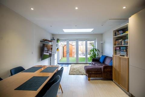 3 Coldhams Place, Cambridge, CB1 3HE