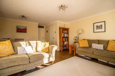 24 Martingale Close, Cambridge, CB4 3TA