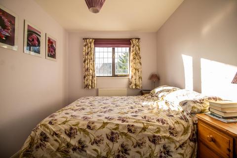 24 Martingale Close, Cambridge, CB4 3TA