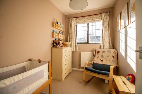 24 Martingale Close, Cambridge, CB4 3TA