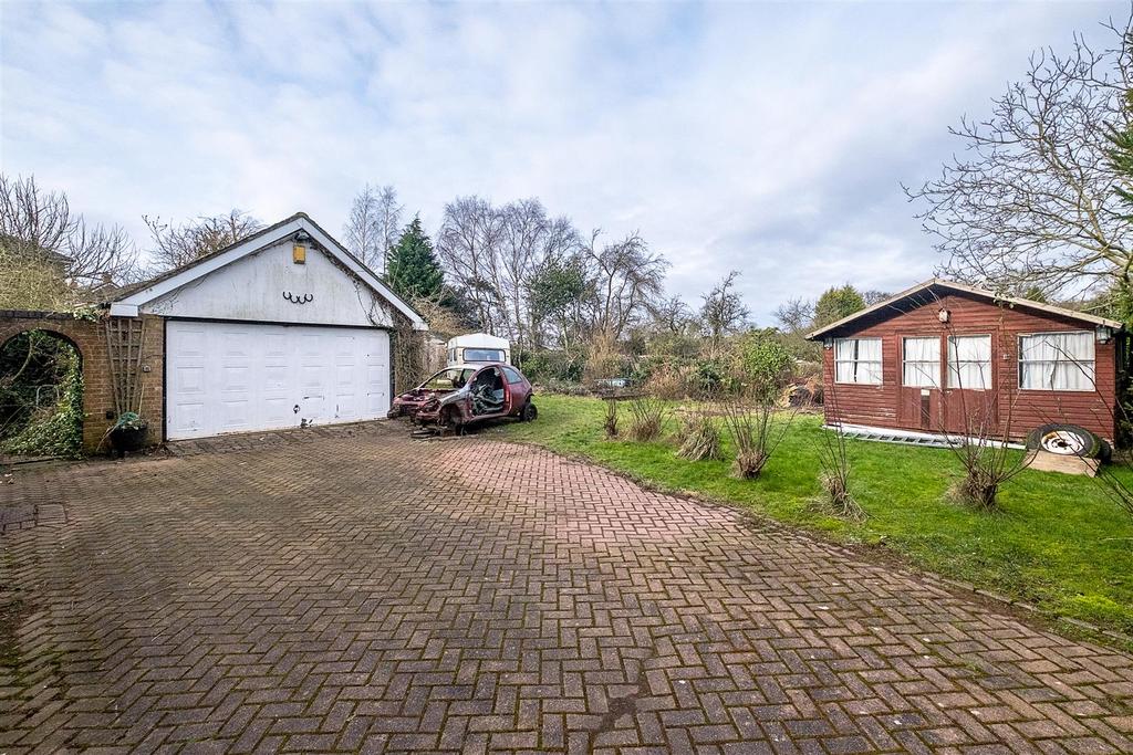 Tamworth Road, Packington, Lichfield 3 bed cottage for sale £365,000