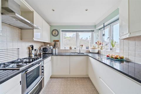 26 Quarry Close, Totnes, TQ9 5FA