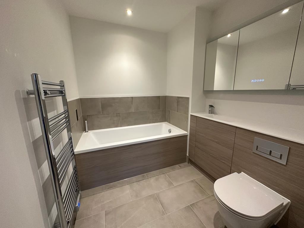 En suite 2.jpg