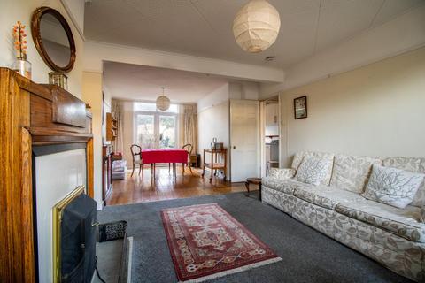 7 Canterbury Close, Cambridge, CB4 3QQ