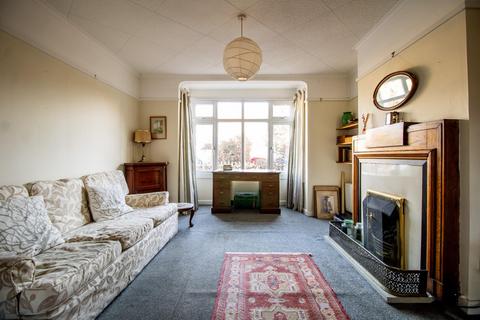 7 Canterbury Close, Cambridge, CB4 3QQ