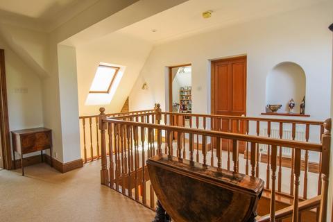 65 High Street, Harlton, Cambridge, CB23 1ES