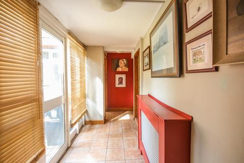 31 Cambridge Road, Abington, Cambridge, CB21 6BL
