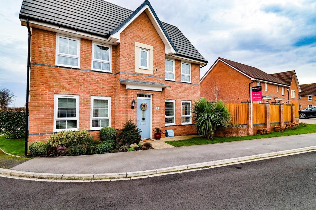 Gresley Close, Leven Woods, Yarm, TS15 9ZH 3 bed semidetached house