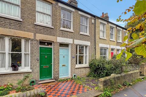 6 Springfield Terrace, Cambridge, CB4 1AE