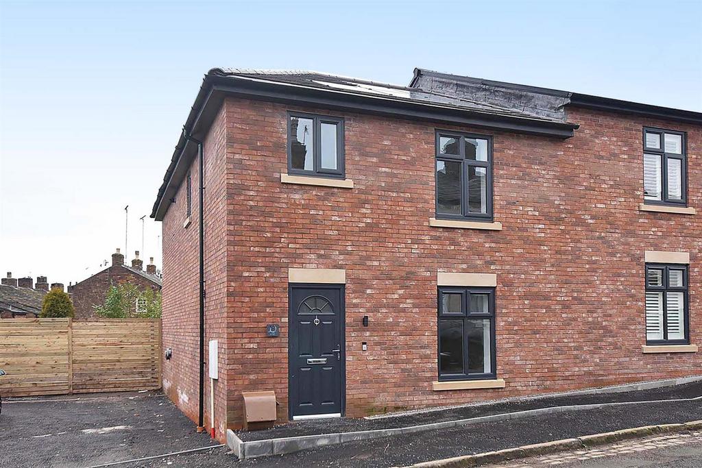 John Street, Macclesfield 4 bed semidetached house for sale £332,500