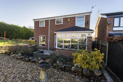 4 bedroom detached house for sale, Mill Stream Close, Walton, Chesterfield