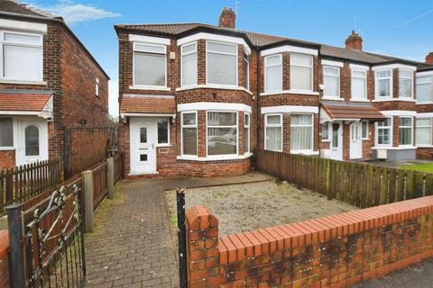 3 bedroom end of terrace house for sale, Priory Road, Hull