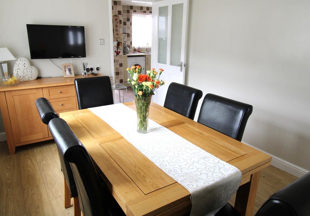 Harpford Drive, Bolton, BL2 4 bed detached house for sale £300,000