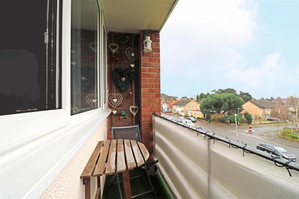 108allbalcony3.JPG