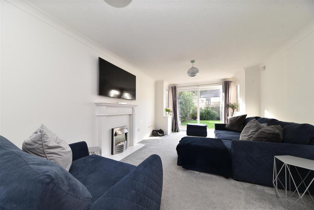 Minerva Close, Stevenage 4 bed detached house for sale £575,000