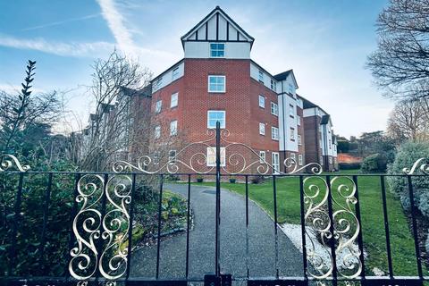 2 bedroom retirement property for sale, Colonel Stevens Court, Granville Road, Eastbourne BN20