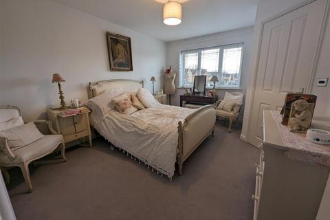 4 bedroom detached house for sale, Acorn Close, Middleton St. George, Darlington
