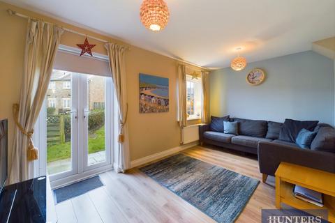2 bedroom end of terrace house for sale, Sunrise Drive, Moor Road