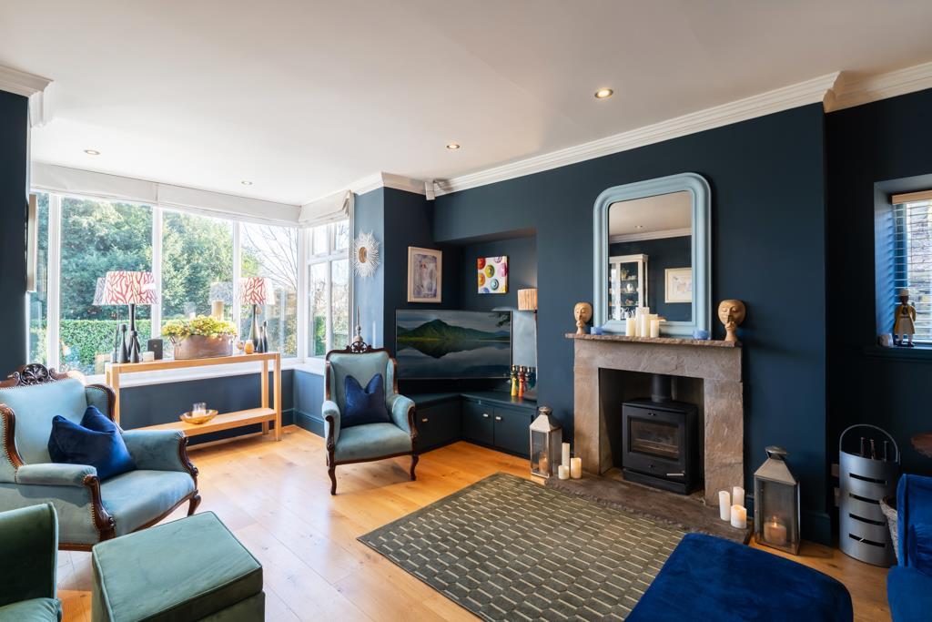 Formal Lounge