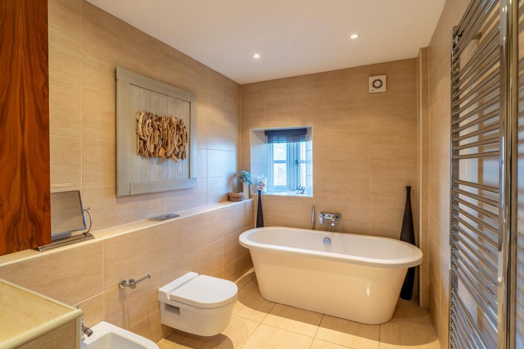 Master En-Suite