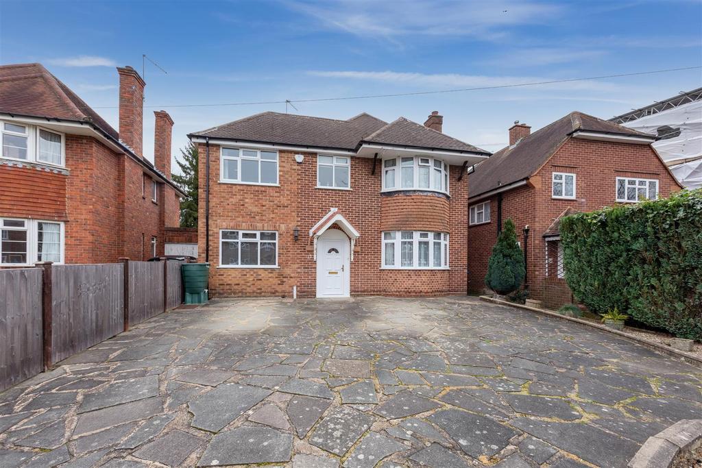 Birdwood Road, Maidenhead 4 bed detached house £950,000