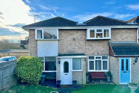 92 Grasscroft, Northampton, NN2 8TR