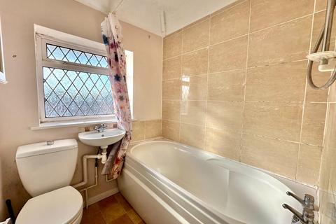 92 Grasscroft, Northampton, NN2 8TR